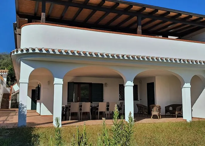 Bilocale 1 Al Mare Con Ampia Veranda Via Asfodelo *